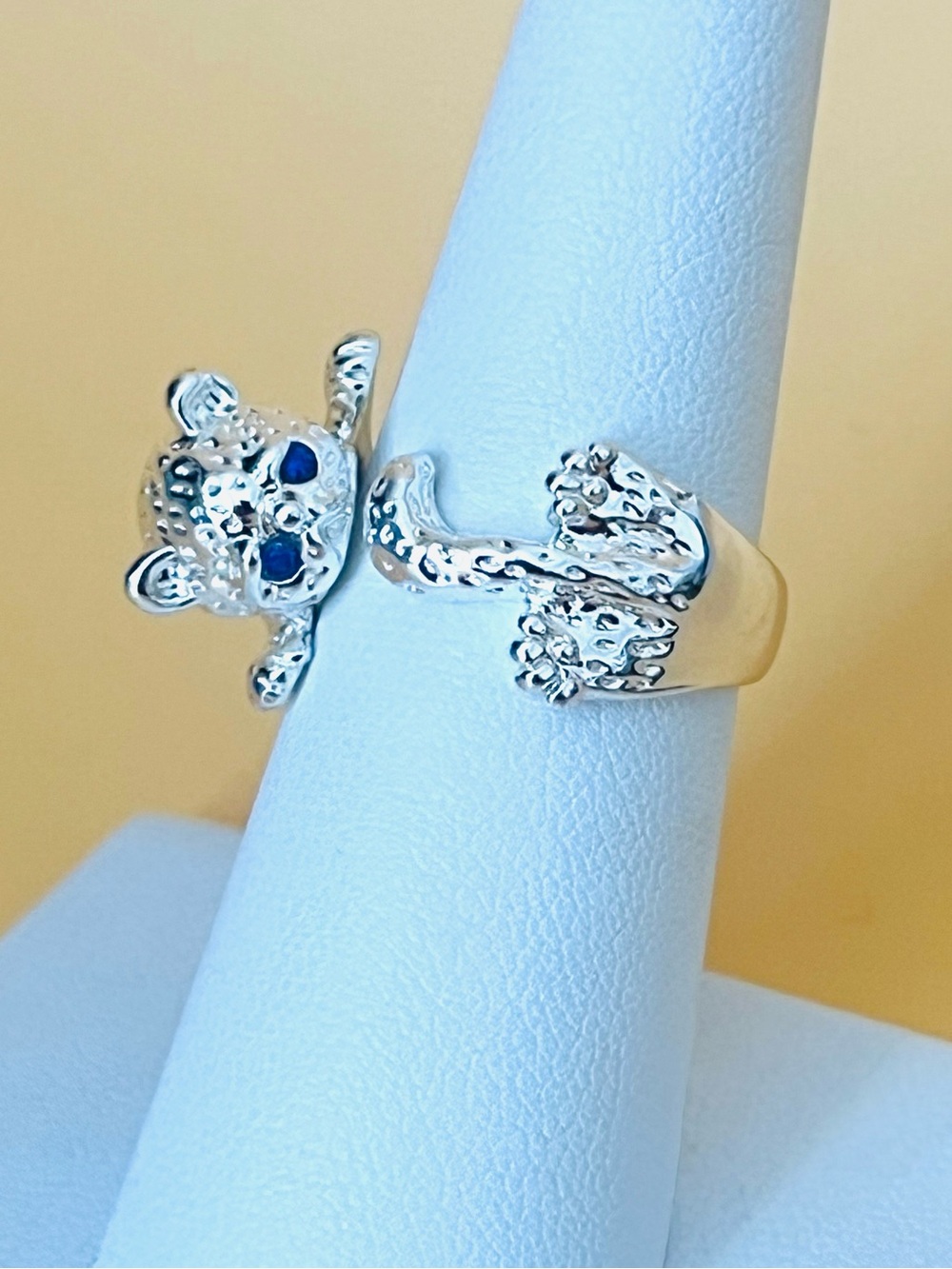 Silver cat ring with blue eyes adjustable size